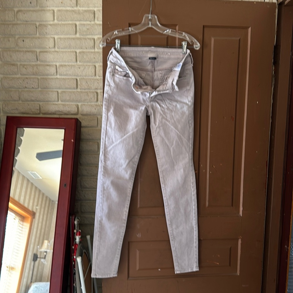 American Eagle super stretch size 4 long